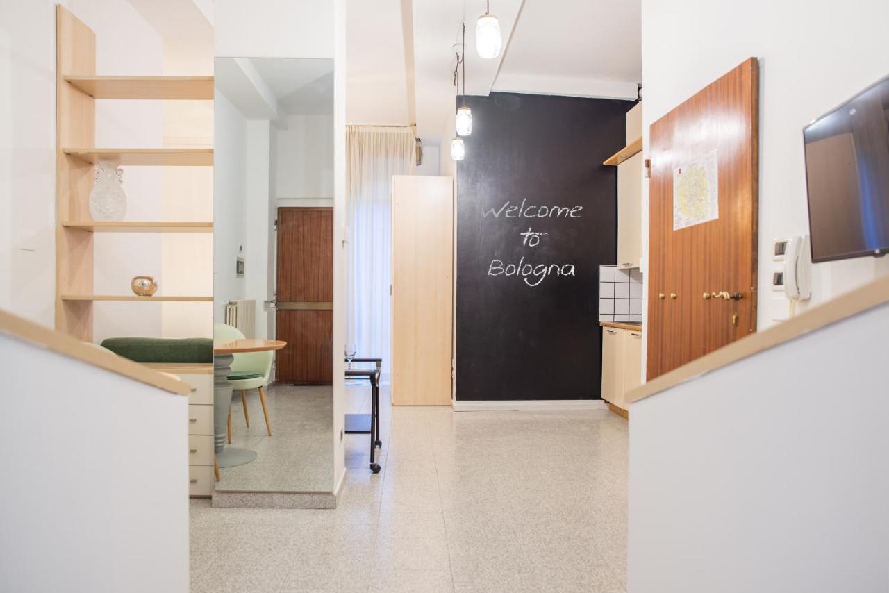 شقة 8- Tourist House Bologna - Light House - Self Check-In المظهر الخارجي الصورة