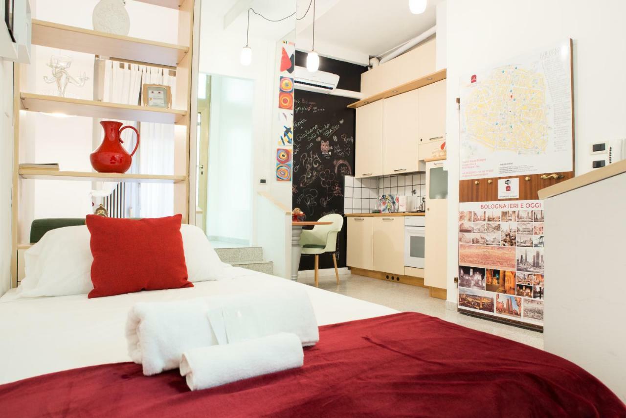 شقة 8- Tourist House Bologna - Light House - Self Check-In المظهر الخارجي الصورة