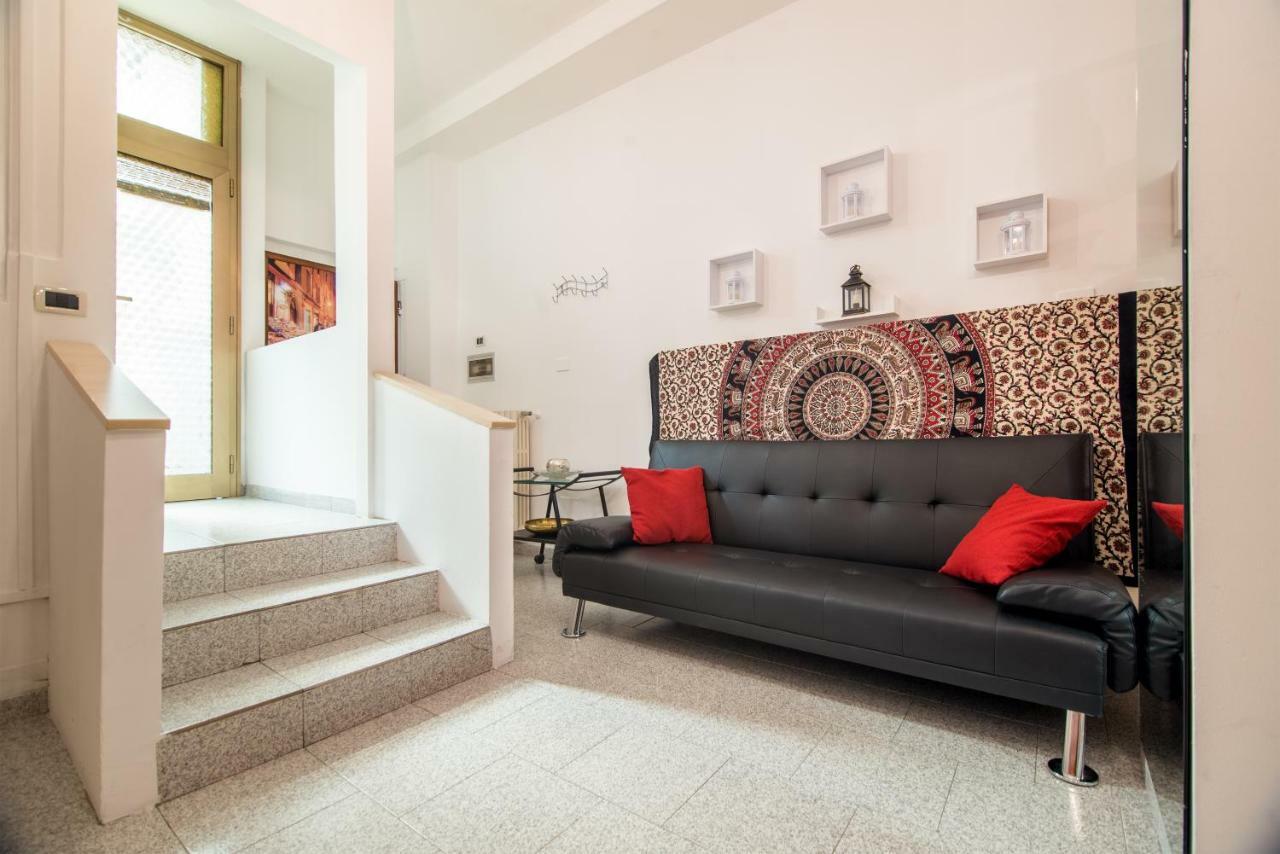شقة 8- Tourist House Bologna - Light House - Self Check-In المظهر الخارجي الصورة